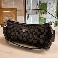 حقيبة كوتش شارلوت فوري Coach Charlotte Signature