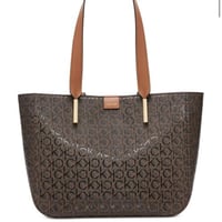 حقيبة كالفين كلاين توت فوري