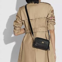 شنطة كوتش ميني ويلو كاميرا فوري