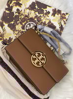 شنطة توري بورش ميلر شولدر فوري