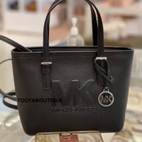 حقيبة مايكل كورس توت فوري