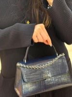 شنطة توري بورش برتن كحلي توب هاندل تصل خلال ٢-٤ أس...