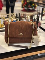 حقيبة كوتش ايلودي تصل خلال ٢-٤ اسابيع