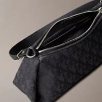 حقيبة كالفين فوري