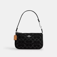 حقيبة كوتش نوليتا 19 سيغنتشر دنيم تصل خلال ٢-٤ أسا...