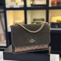 حقيبة كوتش كلير مخمل تصل خلال ٢-٤ اسابيع