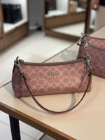 حقيبة كوتش شارلوت فوري Coach Charlotte Signature