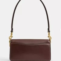 حقيبة كوتش كتف تابي 20 تصل خلال ٢-٤ أسابيع Tabby S...