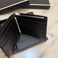 محفظة مايكل رجالي مع ميدالية وبوكس فوري