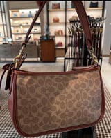 حقيبة كوتش كاري كتف فوري