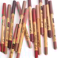 جولييت قلم تحديد الشفاه