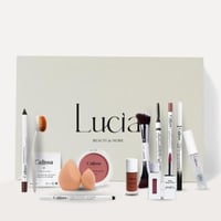Lucia white Friday box - لوسيا الجمعة البيضاء