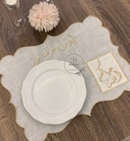 مفرش لينن اوف وايت مطرز