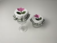 غطاء قماشي مطرز للأكواب والعلب