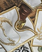 توزيعات مطرزه