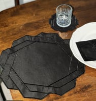 طقم مفرش اسود مميز