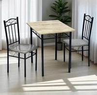 طاولة طعام مستطيله من الخشب الناعم والمعدن المتين...