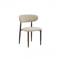 كرسي مودرن بإطار معدني ومقعد مبطن وبعدة الوان عصري...