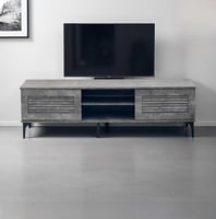 طاولة تلفاز بلازما خشب ماليزي مودرن بعدة الوان مقا...