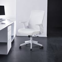 كرسي دوار للمكتب عملي لون أبيض