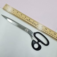 مقص ياباني مقاس 12