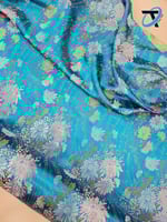 زري الورود الذهبية