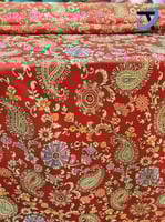 زري الورود الملونة