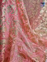 تل مطرز / ورود ناعمة