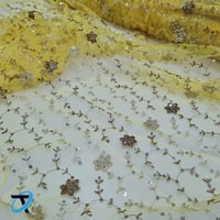 تل بحاشية تطريز ذهبي