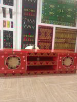 طاولة تلفزيون ملونة مترونصف