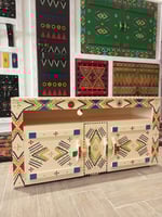 طاولة تلفزيون ملونة متروعشرين