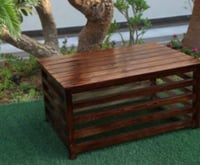 طاولة كبيرة خشب خطوط