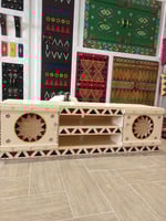 طاولة تلفزيون ملونة