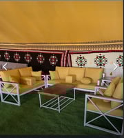 طقم جلسة حديد ملبس يدات خشب سويدي( 7 -8) أشخاص