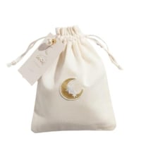 مبخرة خشب مع كسرتين عود موروكي