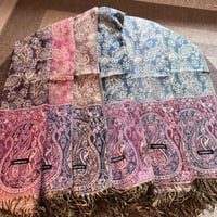 اخر اشكال من بوكسات الشال الكشميري بكمية محدودة