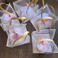 توزيعات اكواب قهوة +المحتوى