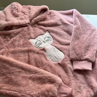 بلوفر فرو ناعم ومبطن رقم c6