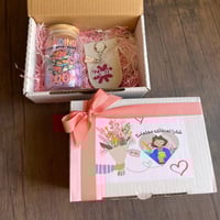 هدية المعلم-كوب +ميدالية بالاسم