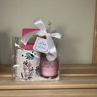 نقصة العيد (شمعة معطرة وفواحة )