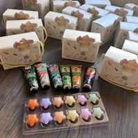 توزيعات بنات (٣محتويات)