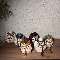 توزيعات سلة خوص صغيرة مغلفة بقماش