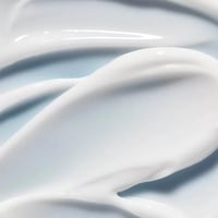 كريم العين للتفتيح و تغذية البشرة من ايلف - 15 جم