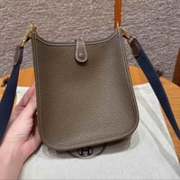 Hermes Evelyne Etoup