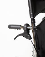 كرسي متحرك مع ساند ظهر ورافع رجل موديل 903-GC