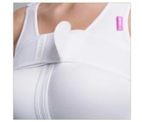 مشد بعد عملية شفط الدهون لصدر مع حزام Lipoelastic...