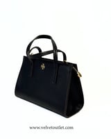 شنطة توري بورش