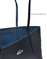 شنطة لاكوست جامعية