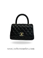 شانيل أسود بأحمر