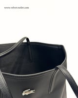 شنطة لاكوست جامعية